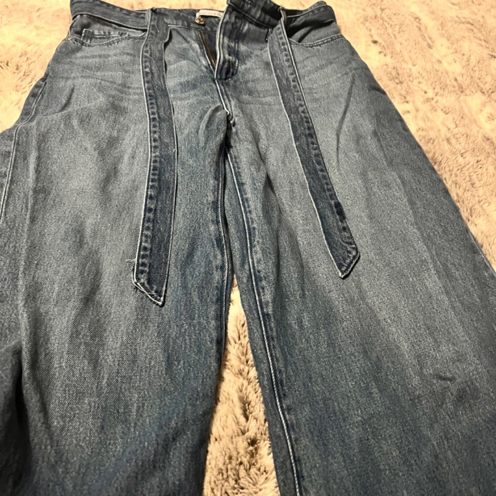 Jeans - Picture 4 of 6
